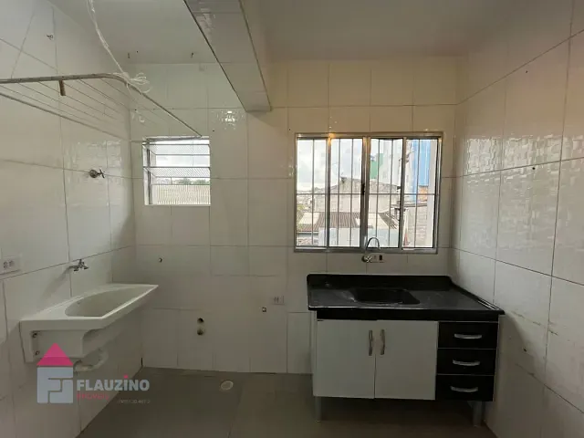Kitnet com 40m² 2 quartos e 1 banheiro, para alugar, no bairro Capão Redondo em São Paulo