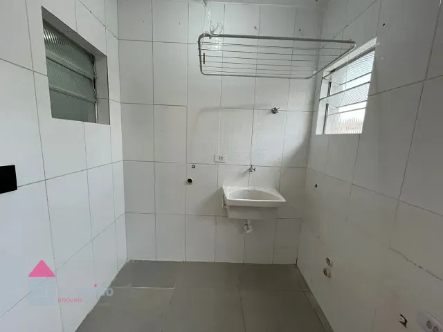 Kitnet com 40m² 2 quartos e 1 banheiro, para alugar, no bairro Capão Redondo em São Paulo