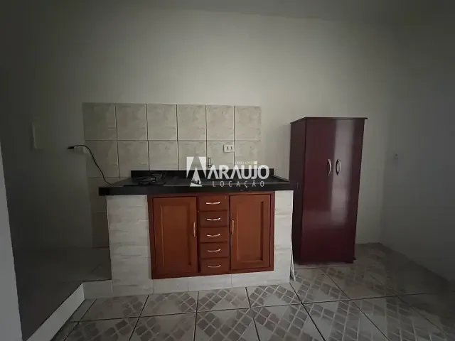 Kitnet com 50m² 1 quarto e 1 banheiro, para alugar, no bairro Centro em Navegantes