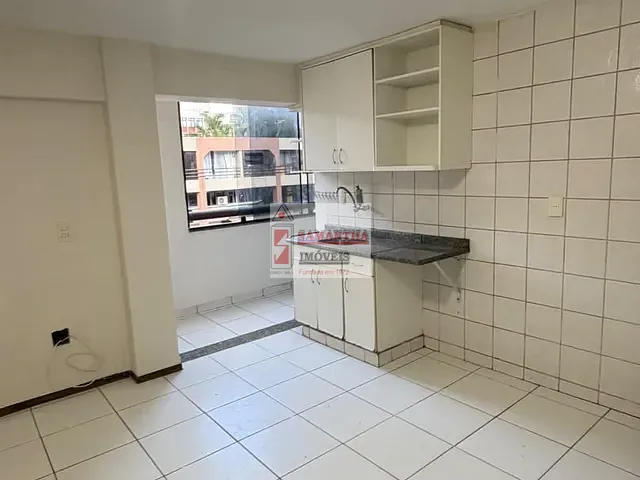 Kitnet 1 quarto e 1 banheiro, à venda, no bairro Asa Norte em Brasília
