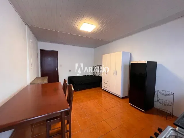 Kitnet 1 quarto e 1 banheiro, para alugar, no bairro São João em Itajaí