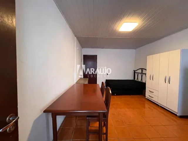 Kitnet 1 quarto e 1 banheiro, para alugar, no bairro São João em Itajaí