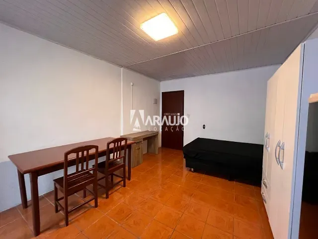 Kitnet 1 quarto e 1 banheiro, para alugar, no bairro São João em Itajaí