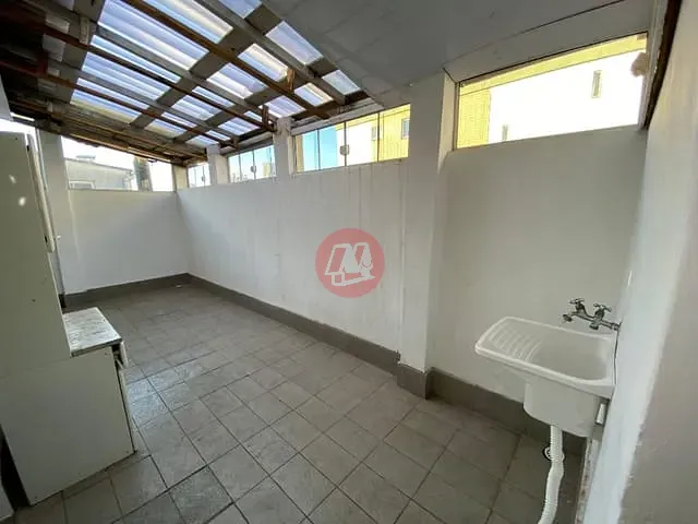 Kitnet 1 quarto e 1 banheiro, à venda, no bairro Azenha em Porto Alegre