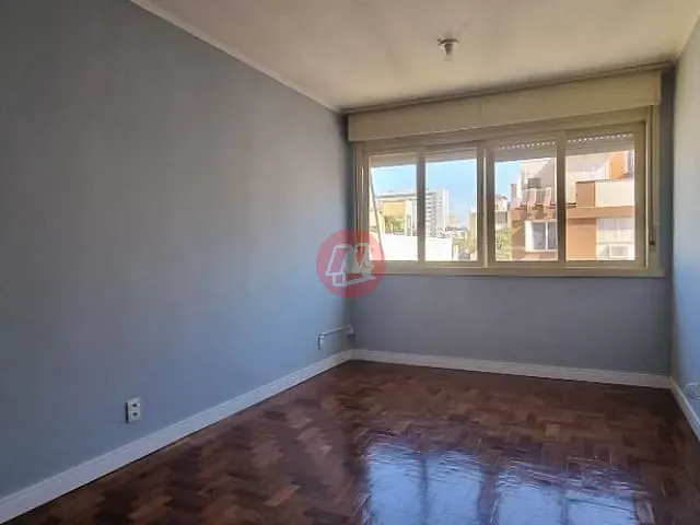 Kitnet 1 quarto e 1 banheiro, à venda, no bairro Petrópolis em Porto Alegre