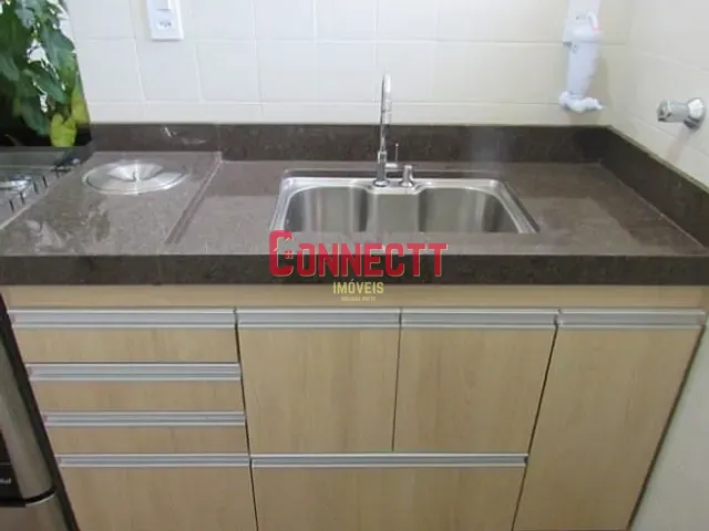 Kitnet 1 quarto e 1 banheiro, à venda, no bairro Centro em Ribeirão Preto