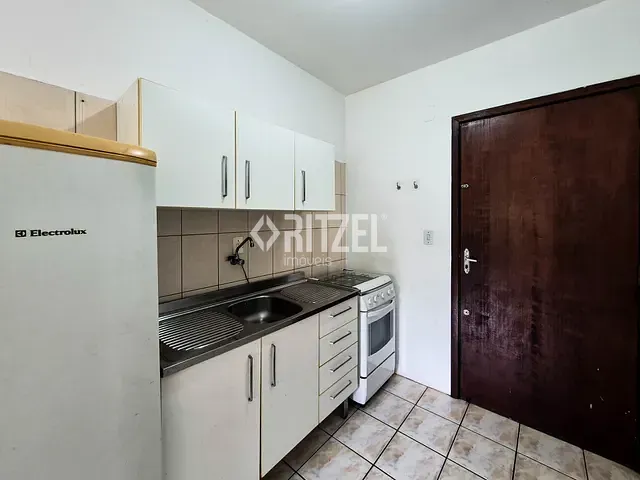 Kitnet 1 quarto e 1 banheiro, para alugar, no bairro Cristo Rei em São Leopoldo