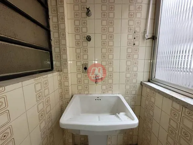 Kitnet com 55m² 1 quarto e 1 banheiro, para alugar, no bairro Cidade Baixa em Porto Alegre