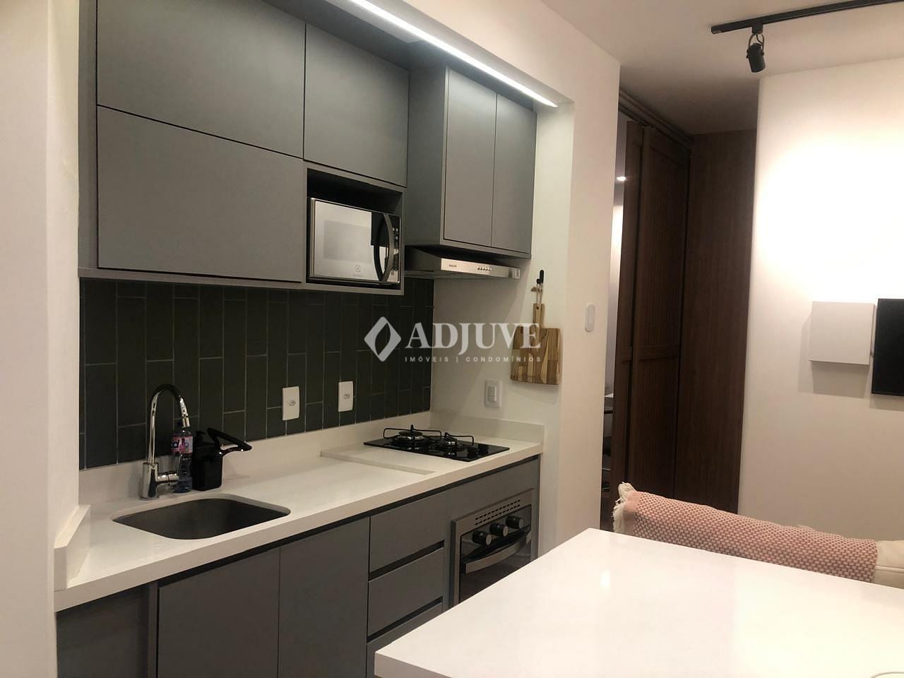 Kitnet e Studio à venda e aluguel com 1 quarto, 31m² - Foto 6