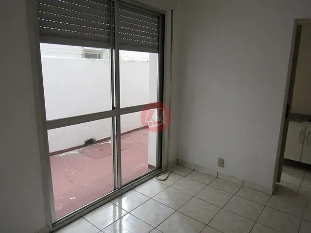Kitnet com 40m² 1 quarto e 1 banheiro, para alugar, no bairro Santana em Porto Alegre