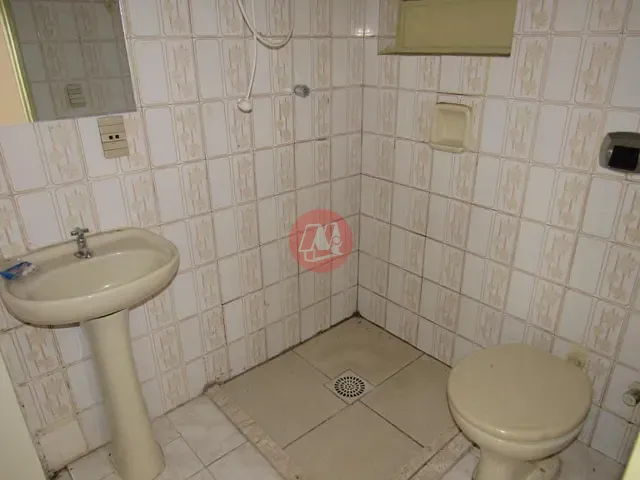 Kitnet com 40m² 1 quarto e 1 banheiro, para alugar, no bairro Santana em Porto Alegre