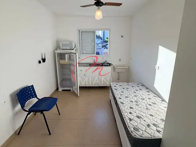Kitnet com 120m² 1 quarto e 1 banheiro, para alugar, no bairro Vila Gomes em São Paulo