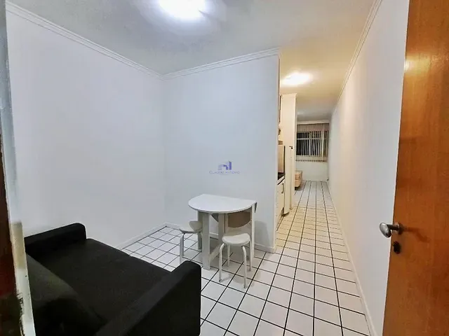 Kitnet com 52m² 1 quarto e 1 banheiro, para alugar, no bairro Asa Sul em Brasília