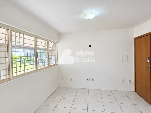 Kitnet com 34m² 1 quarto e 1 banheiro, para alugar, no bairro Asa Norte em Brasília