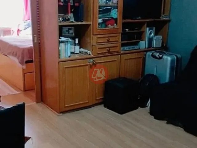 Kitnet com 55m² 1 quarto e 1 banheiro, à venda, no bairro Menino Deus em Porto Alegre