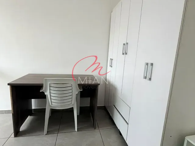 Kitnet com 18m² 1 quarto e 1 banheiro, para alugar, no bairro Vila Universitária em São Paulo