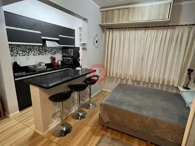 Kitnet com 36m² 1 quarto e 1 banheiro, à venda, no bairro Farroupilha em Porto Alegre