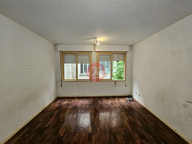 Kitnet para alugar, no bairro Petrópolis em Porto Alegre