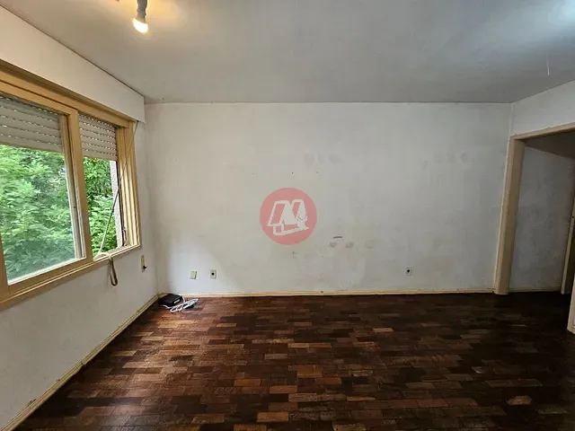 Kitnet para alugar, no bairro Petrópolis em Porto Alegre