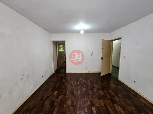 Kitnet para alugar, no bairro Petrópolis em Porto Alegre