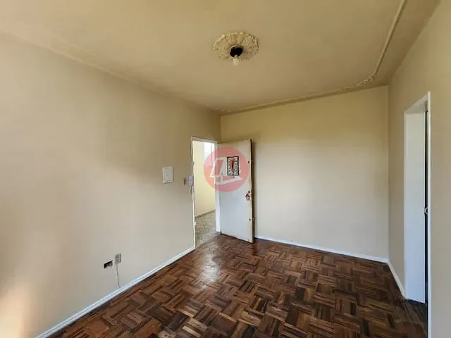 Kitnet com 30m² 1 quarto e 1 banheiro, à venda, no bairro Cidade Baixa em Porto Alegre