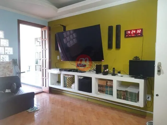 Kitnet com 37m² 1 quarto e 1 banheiro, à venda, no bairro Centro Histórico em Porto Alegre