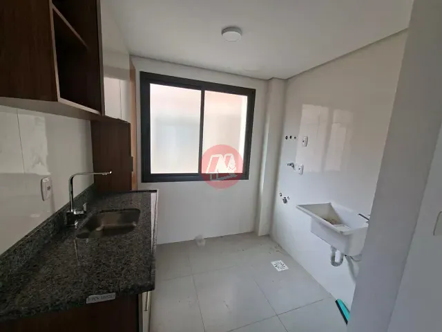 Kitnet 1 quarto e 1 banheiro, para alugar, no bairro Rio Branco em Porto Alegre