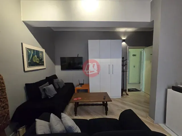 Kitnet para alugar, no bairro Centro Histórico em Porto Alegre