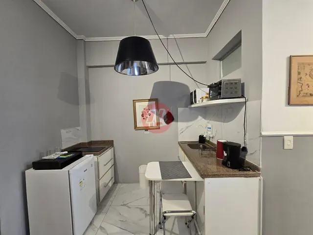 Kitnet para alugar, no bairro Centro Histórico em Porto Alegre