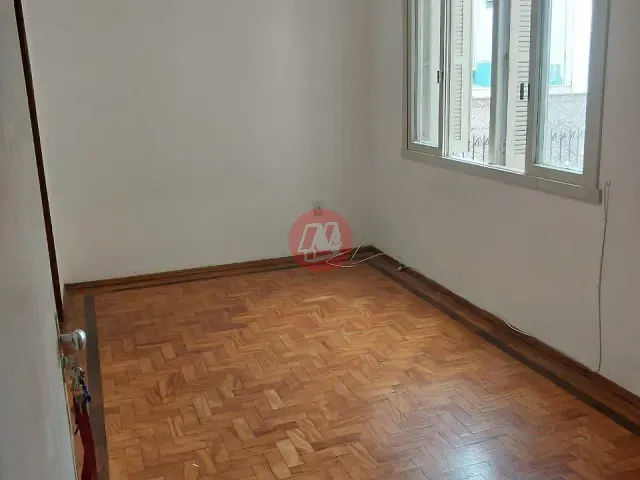 Kitnet com 29m² 1 quarto e 1 banheiro, à venda, no bairro Bom Fim em Porto Alegre