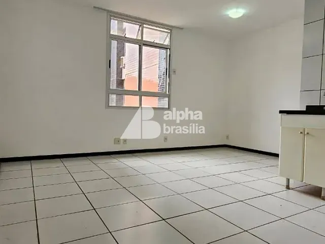 Kitnet com 27m² 1 quarto e 1 banheiro, para alugar, no bairro Zona Industrial em Guará