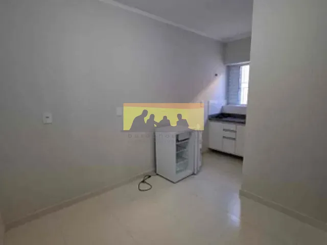 Kitnet com 12m² 1 quarto e 1 banheiro, para alugar, no bairro Cidade Universitária em Campinas