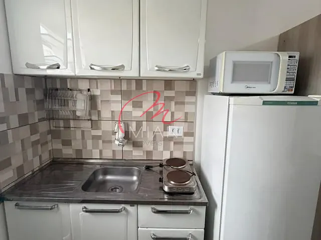Kitnet com 15m² 1 quarto e 1 banheiro, para alugar, no bairro Vila Universitaria em São Paulo