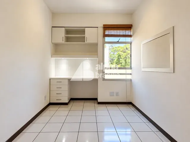Kitnet 1 quarto e 1 banheiro, para alugar, no bairro Asa Norte em Brasília