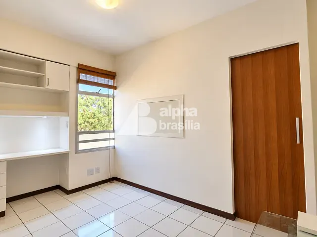 Kitnet 1 quarto e 1 banheiro, para alugar, no bairro Asa Norte em Brasília