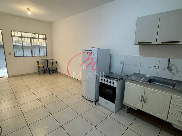 Kitnet com 20m² 1 quarto e 1 banheiro, para alugar, no bairro Jardim Rizzo em São Paulo