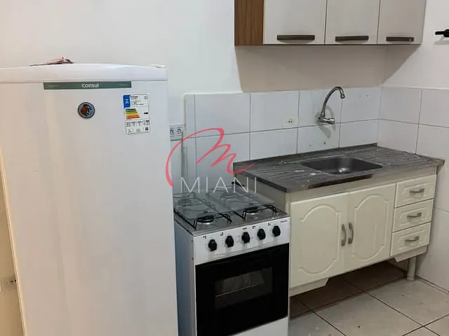 Kitnet com 20m² 1 quarto e 1 banheiro, para alugar, no bairro Jardim Rizzo em São Paulo