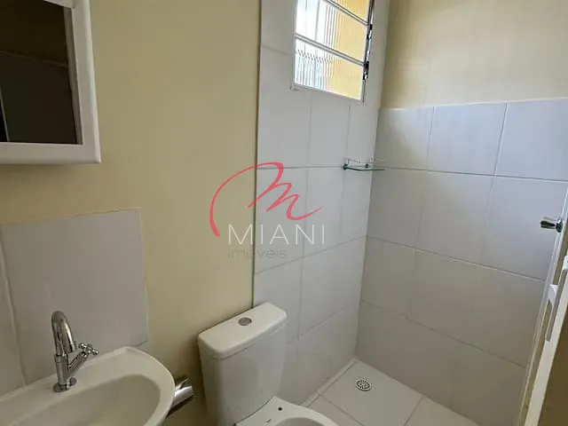 Kitnet 1 quarto e 1 banheiro, para alugar, no bairro Rio Pequeno em São Paulo