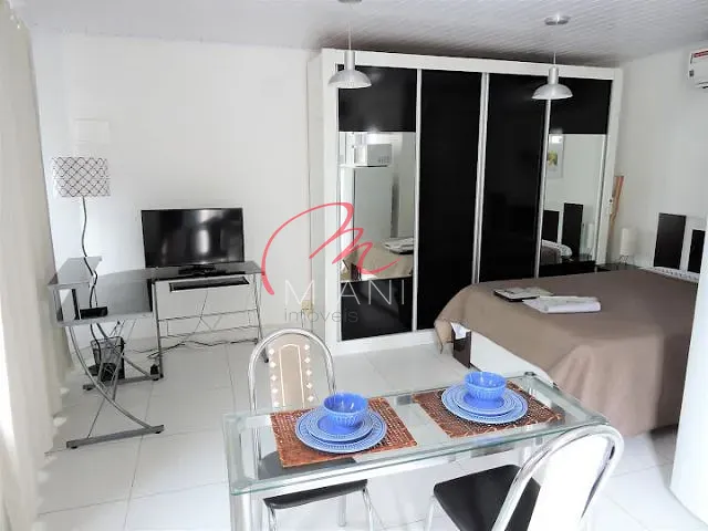 Kitnet 1 quarto e 1 banheiro, para alugar, no bairro Santo Amaro em São Paulo