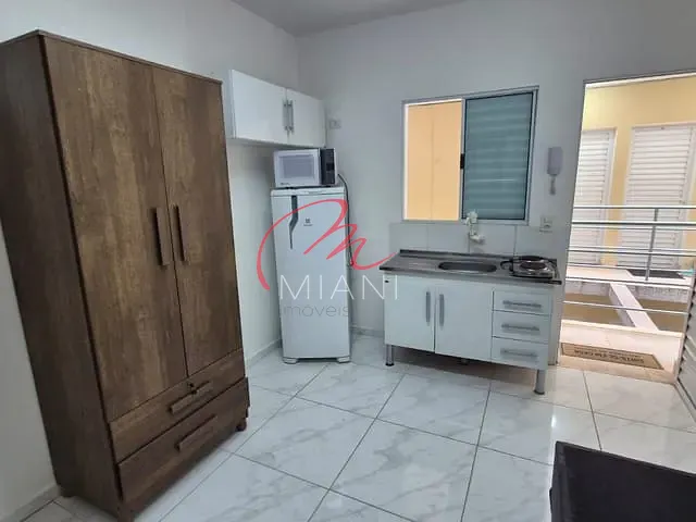 Kitnet 1 quarto e 1 banheiro, para alugar, no bairro Vila Universitária em São Paulo