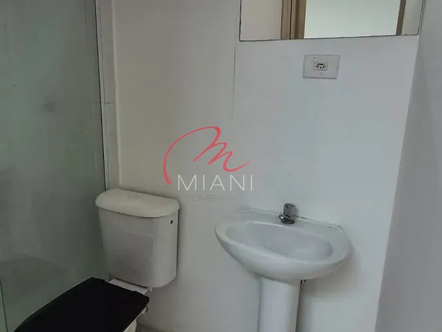 Kitnet 1 quarto e 1 banheiro, para alugar, no bairro Vila Universitária em São Paulo