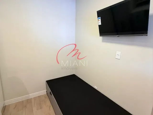 Kitnet 1 quarto e 1 banheiro, para alugar, no bairro Vila Universitária em São Paulo