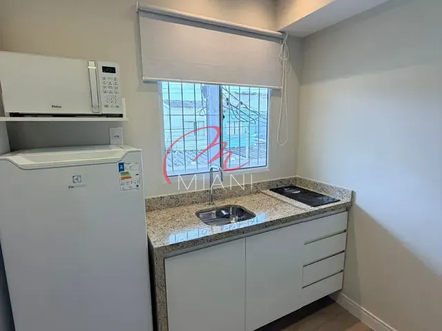Kitnet 1 quarto e 1 banheiro, para alugar, no bairro Vila Universitária em São Paulo