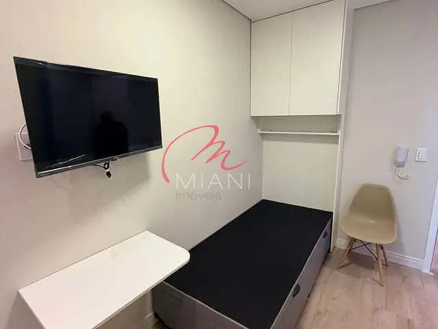 Kitnet 1 quarto e 1 banheiro, para alugar, no bairro Vila Universitária em São Paulo