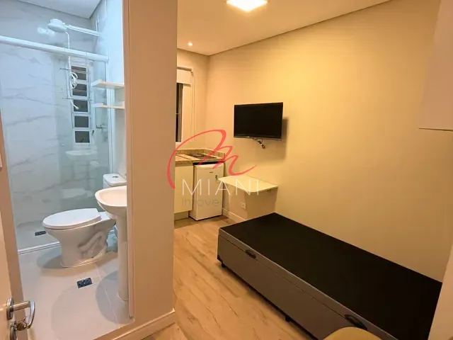 Kitnet 1 quarto e 1 banheiro, para alugar, no bairro Vila Universitária em São Paulo