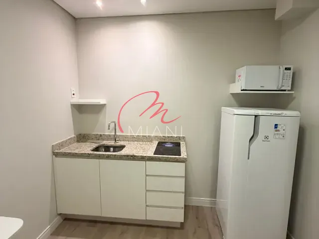 Kitnet 1 quarto e 1 banheiro, para alugar, no bairro Vila Universitária em São Paulo