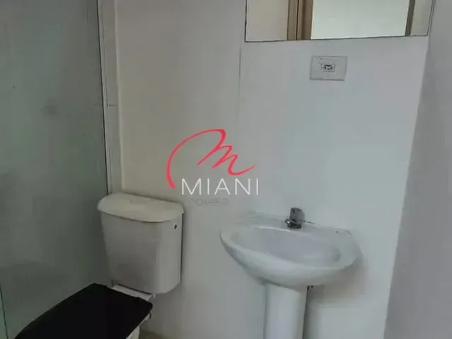 Kitnet 1 quarto e 1 banheiro, para alugar, no bairro Vila Universitária em São Paulo