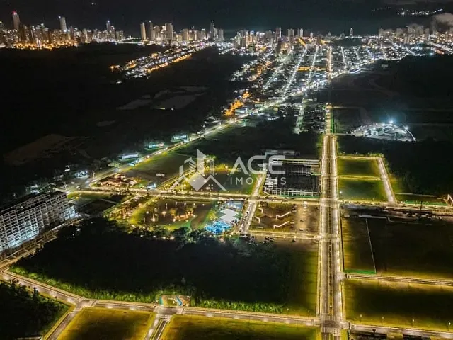 Lançamento com 110m² 2 quartos e 2 banheiros, disponível, no bairro VOZ em Porto Belo
