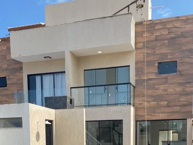 Lançamento com 180m² 4 quartos e 4 banheiros, disponível, no bairro Recreio em Rio das Ostras