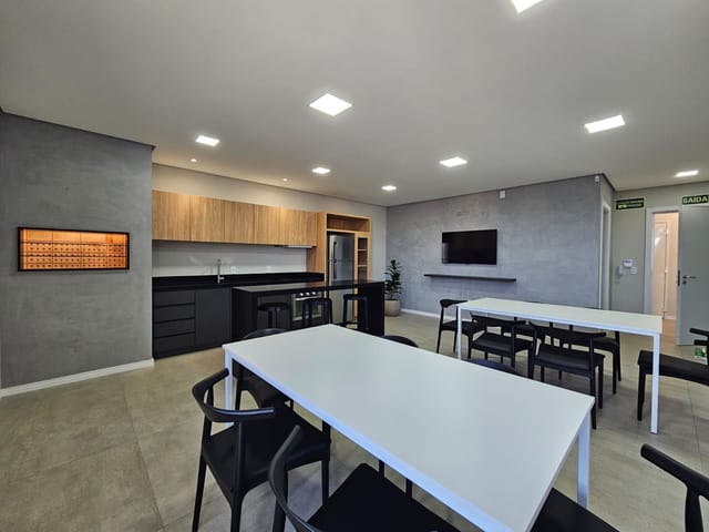 Lançamento 2 quartos e 2 banheiros, disponível, no bairro São José em Caxias do Sul